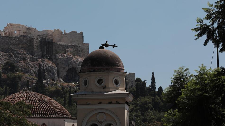 Starkes Erdbeben erschüttert Athen