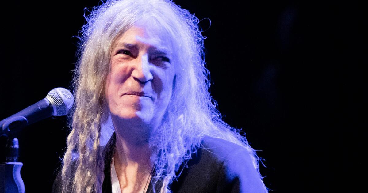 "Godmother Of Punk": So Geht Es Patti Smith Nach Dem Klinikaufenthalt | GMX