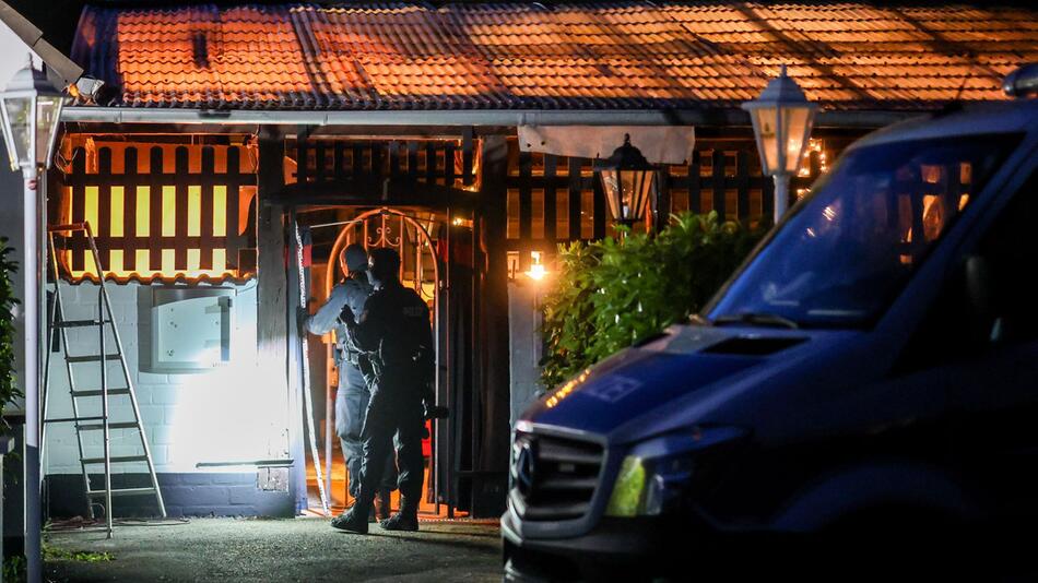 Mehr als 1.000 Polizisten bei Großrazzia gegen "Hells Angels" im Einsatz