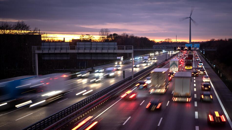 Straßenverkehr in Niedersachsen nimmt deutlich zu