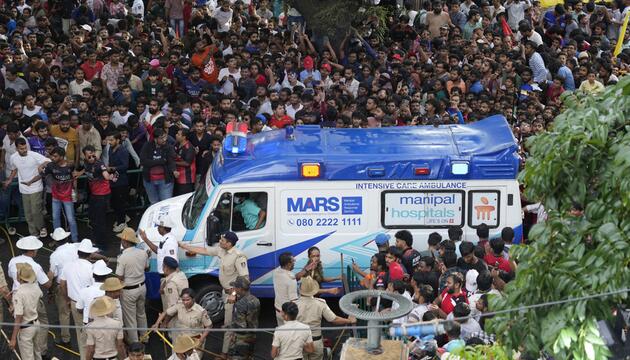Massenpanik in einem Stadion in Bengaluru