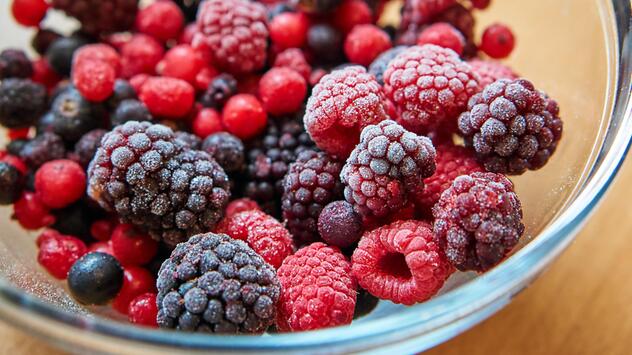 Tiefgekühlte Beeren