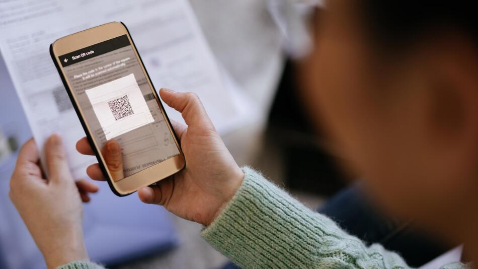 Betrüger räumen mit QR-Codes die Konten ihrer Opfer leer