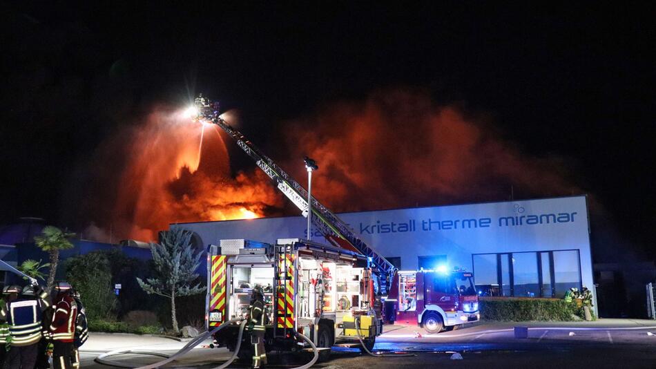 Millionenschaden nach Brand in Erlebnisbad