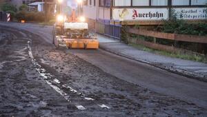 So ein Mist: Kilometerlange Spur aus Gülle in Unterfranken verteilt