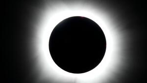 Totale Sonnenfinsternis