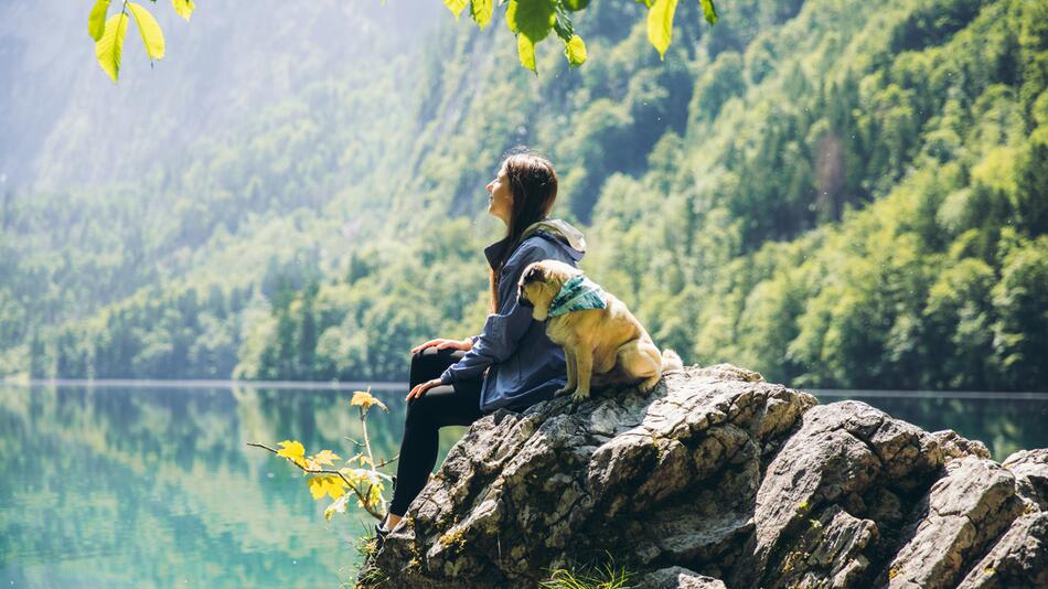 Frau mit Hund