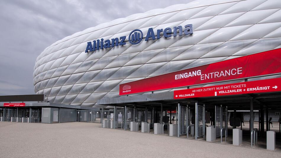 Fußball EM - Rückzug von Spielorten droht