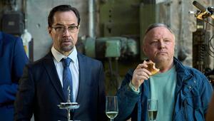 Prof. Karl Friedrich Boerne (Jan Josef Liefers, l.) und Kommissar Frank Thiel (Axel Prahl) im ...