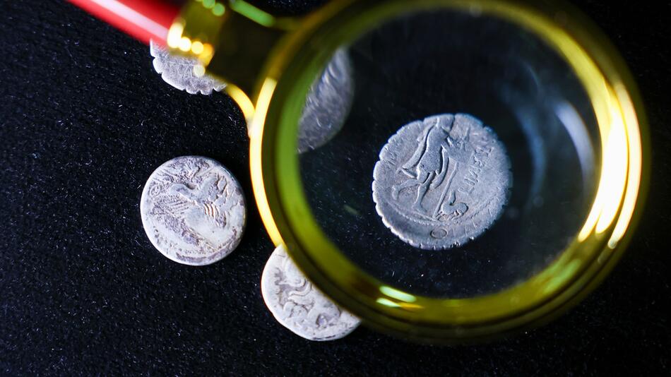 Über 2.000 Jahre alte Silbermünzen entdeckt – waren sie ein Zahlungsmittel?
