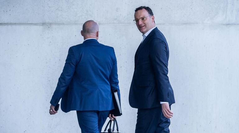Fraktionschef Jens Spahn (r.)  und Alexander Hoffmann