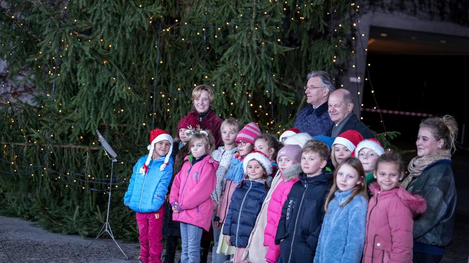 Weihnachtsbaum-Übergabe an das Bundeskanzleramt