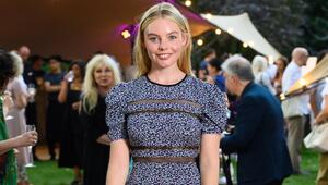 Nell Hudson hat erst vor Kurzem geheiratet.
