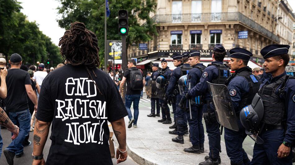 Demonstration gegen Polizeigewalt in Paris