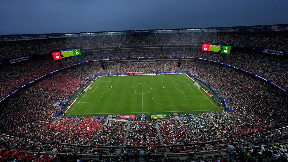 Kritik an FIFA: Massive Menschenrechtsverletzungen bei WM