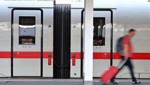 Deutsche Bahn verzeichnet Berichten zufolge schwarze Zahlen.