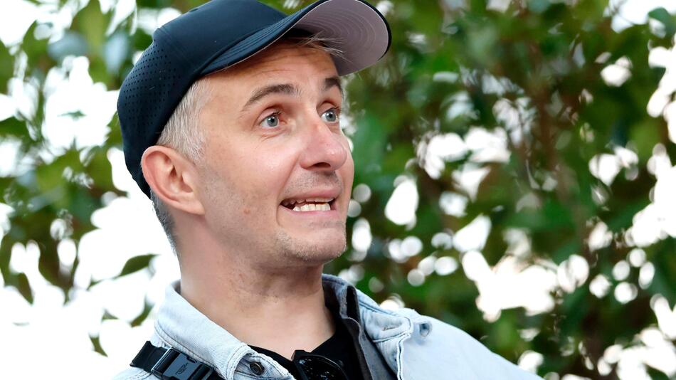 Jan Böhmermann: "Wer schützt uns eigentlich vor der Umwelt?"