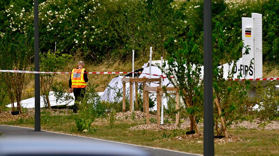 Elf Tote bei Flugzeugabsturz im Osten Frankreichs