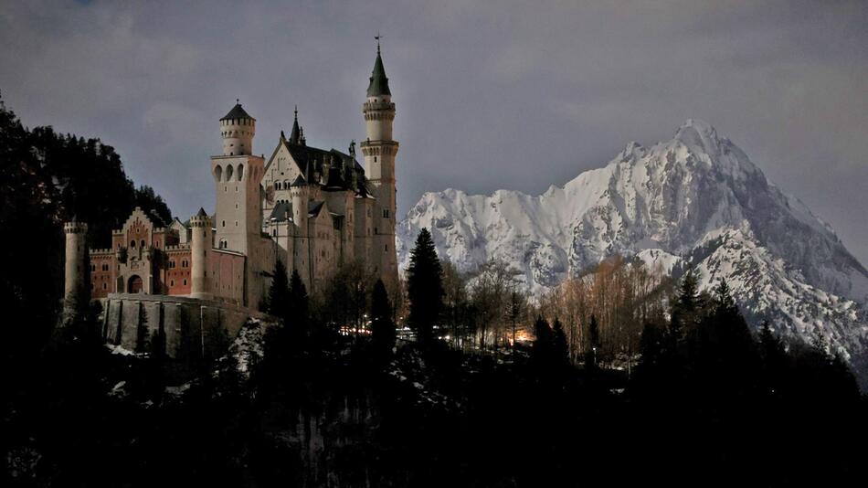 Earth Hour - Neuschwanstein