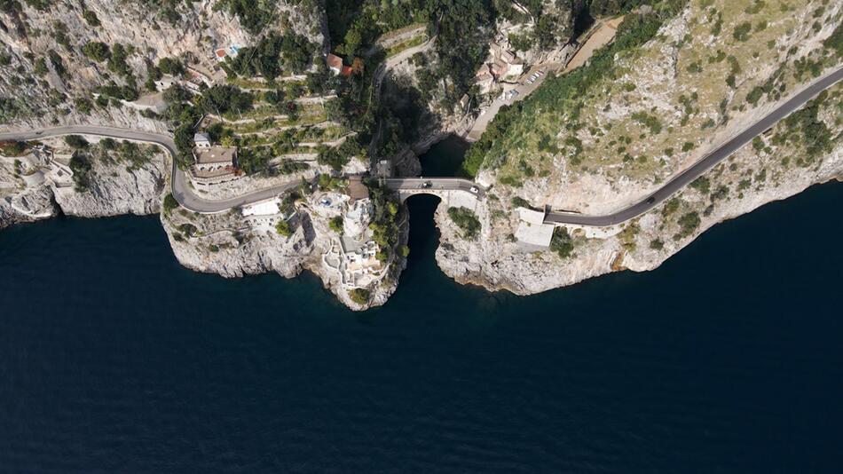 Fahrverbote auf legendärer Küstenstraße in Italien