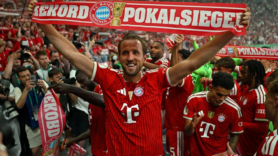"So ein besonderes Spiel": Bayern-Jubel über Double