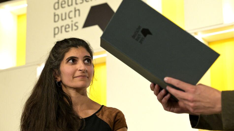"Ein Roman gegen Gleichgültigkeit" - Buchpreis für Bazyar