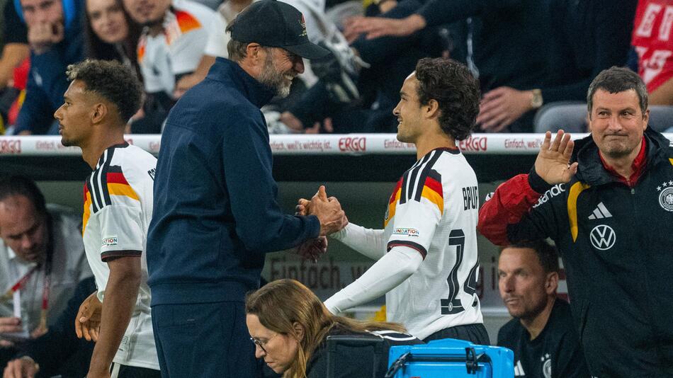 DFB-Team weiter am Drücker – Klopp wechselt 1000. deutschen Nationalspieler ein