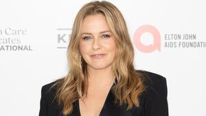 Schauspielerin Alicia Silverstone über ihren Durchbruch mit Aerosmith, die sie nicht kannte, und ...