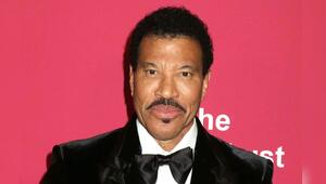 Nach knapp einer Stunde konnte Lionel Richie nicht mehr weitersingen.