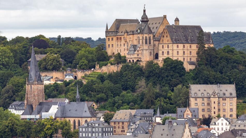 Frau mit 19 Stichen getötet: Verdächtiger gefasst