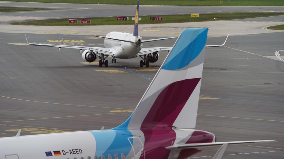 Flughafen "Hamburg Airport Helmut Schmidt"