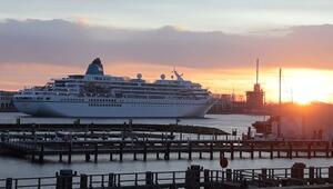 "Das Traumschiff" legt an: "Amadea" beendet Kreuzfahrtsaison für Warnemünde