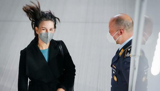 Annalena Baerbock reist nach Paris