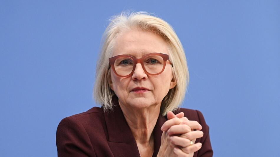 Wirtschaftsweise: Tankrabatt ist "großer Fehler"