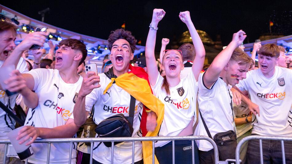 Public Viewing in Berlin