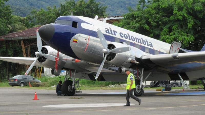 Douglas DC-3 in Villavicencio