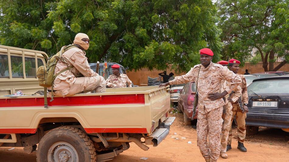 Niger, Mali und Burkina Faso wollen Anti-Terror-Truppe gründen
