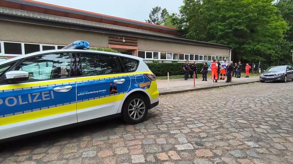Reizgas in Schule versprüht - Etwa 40 Kinder behandelt