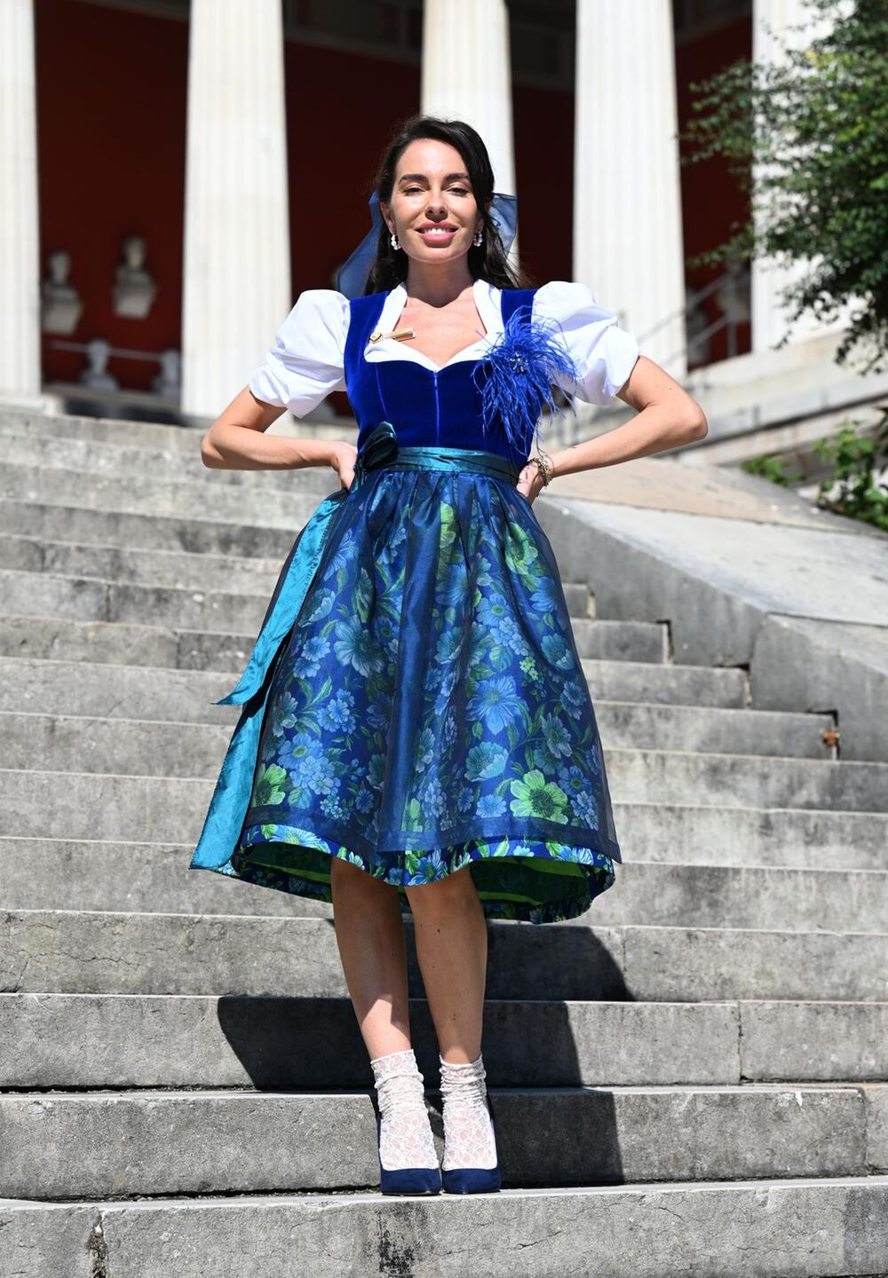 Die Dirndl-Trends 2024 - Dirndlgipfel in München