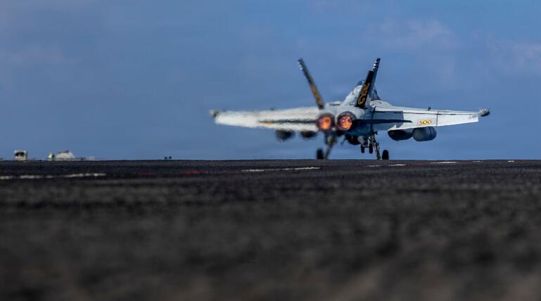 Flugzeugtr&Atilde;&curren;ger USS Abraham Lincoln