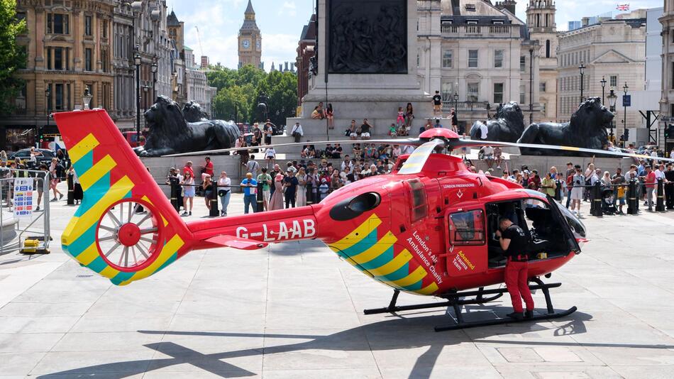 Vier Menschen im Zentrum Londons niedergestochen