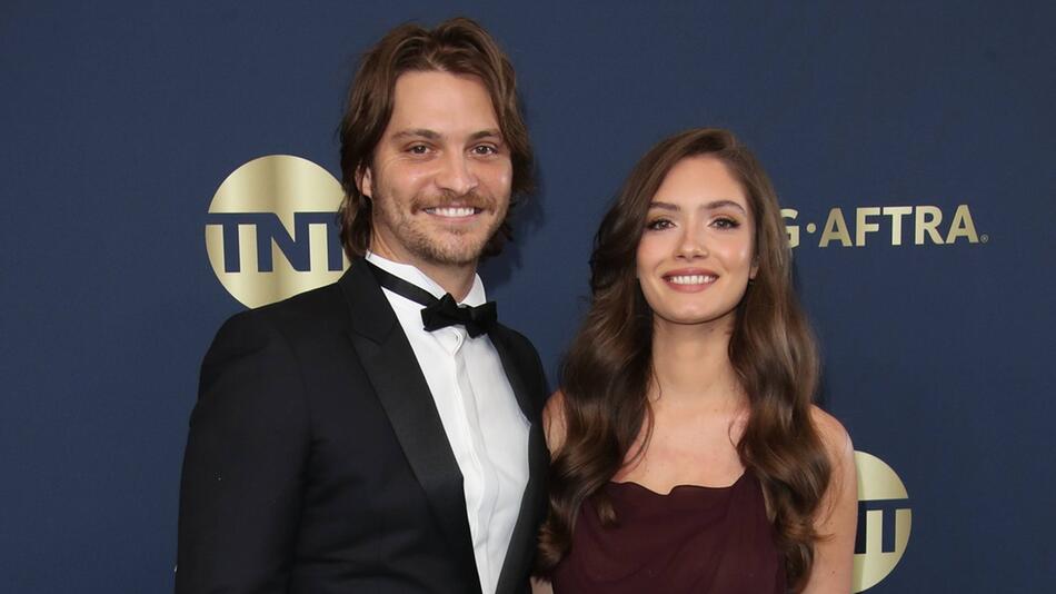 Luke Grimes und Bianca Rodrigues Grimes haben 2018 geheiratet.