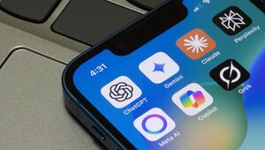 Logos mehrerer KI-Chatbots