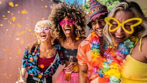 Verkleidete Menschen