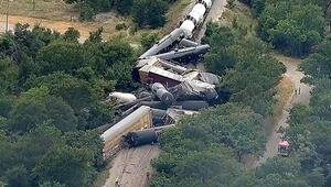 Gefahrgut an Bord: 35 Waggons entgleisen auf Zugstrecke in Texas