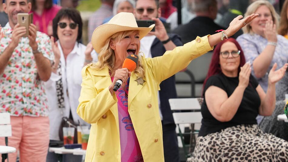 Kiewel feiert 40 Jahre "Fernsehgarten" – aber die Party bleibt aus