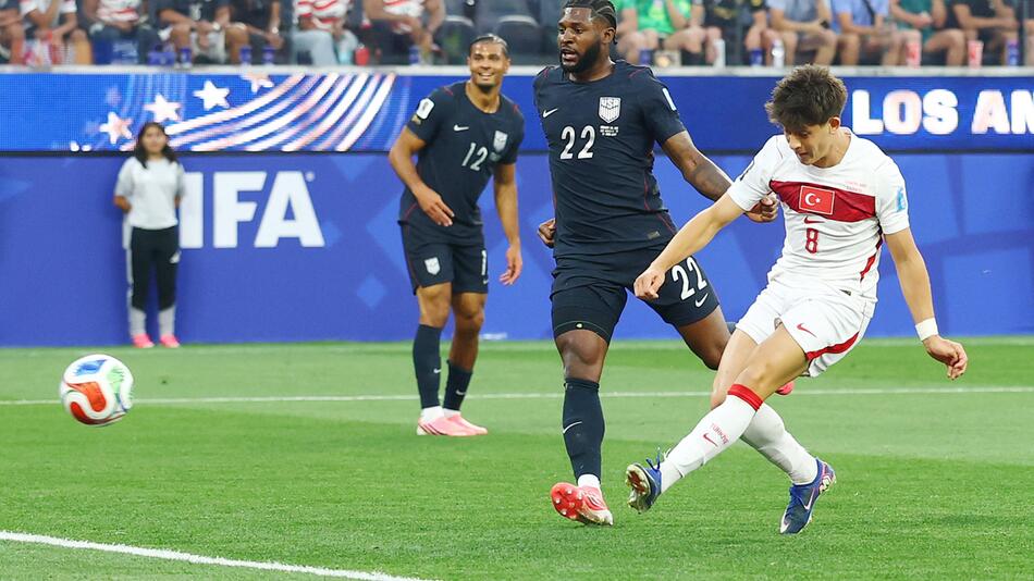 Plötzlich vorne! Die Türkei dreht das Spiel