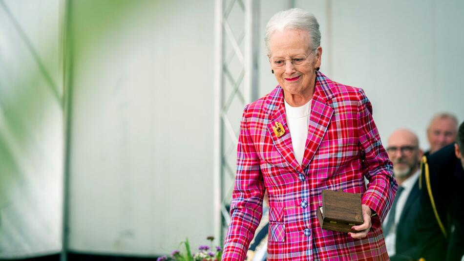 Königin Margrethe nach Sturz aus Krankenhaus entlassen