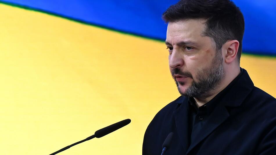 Selenskyj warnt vor neuem massiven russischen Angriff