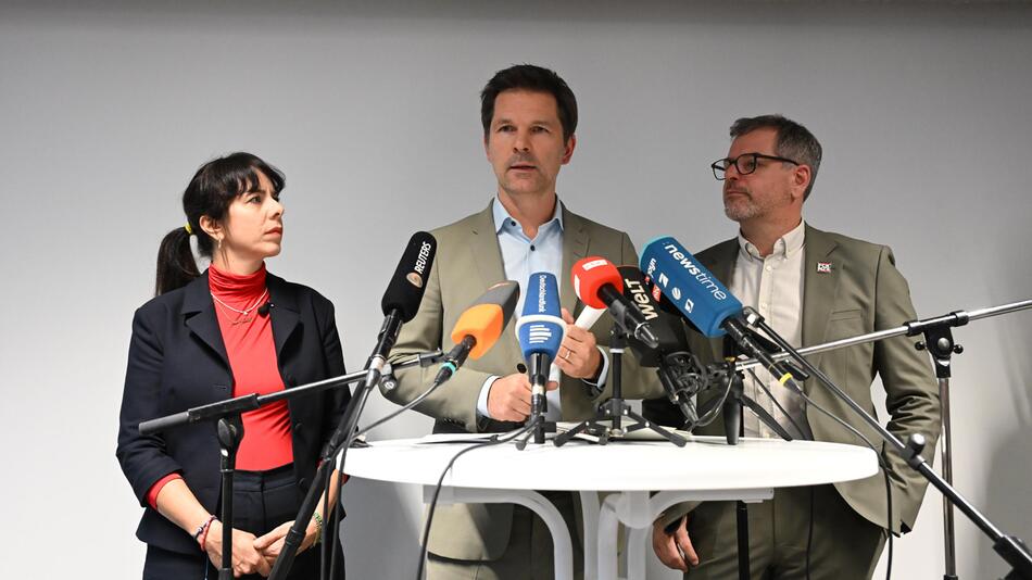 Berliner SPD-Bundestagsabgeordnete stellen sich hinter Rot-Grün-Rot
